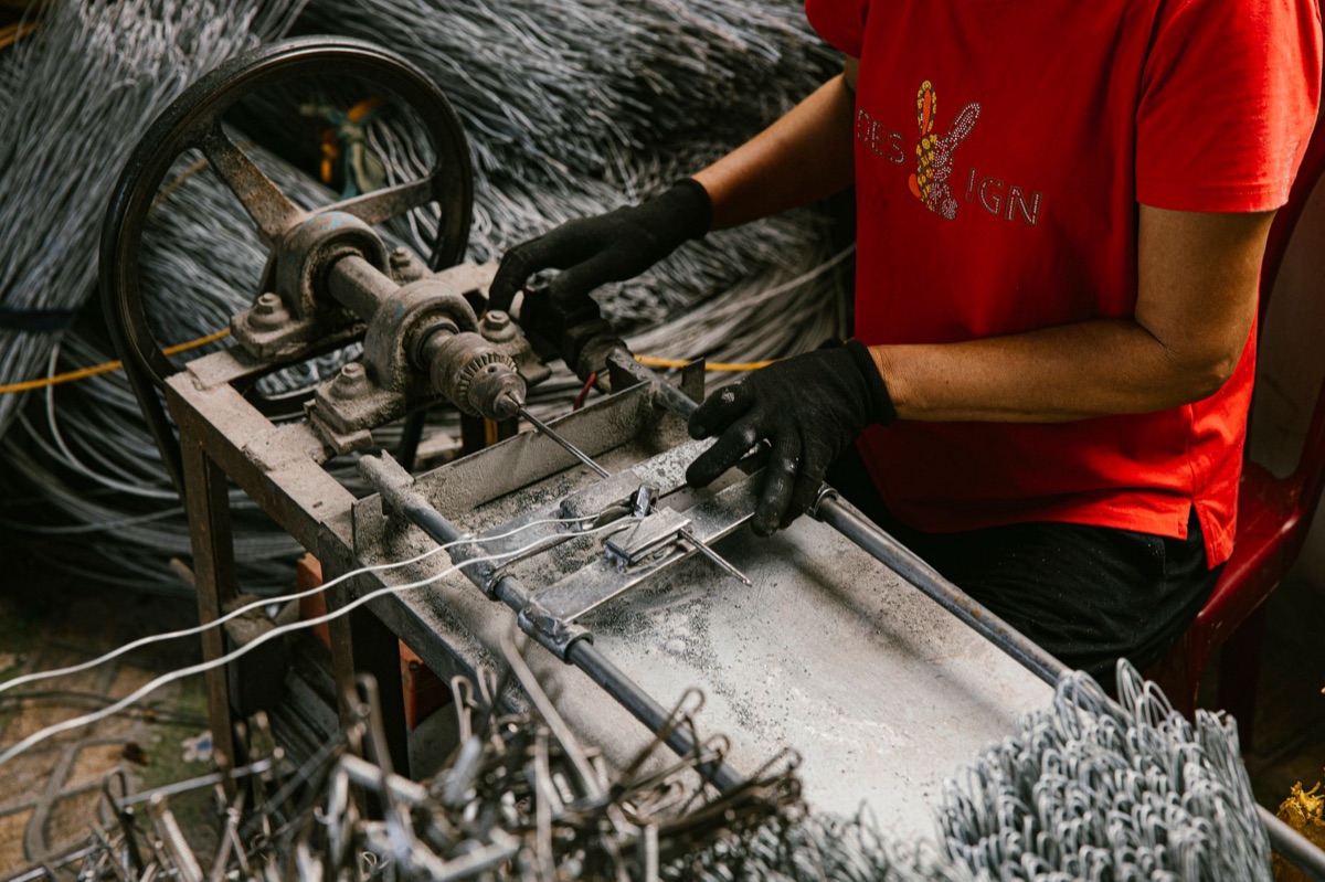 lavoro in officina thailandese