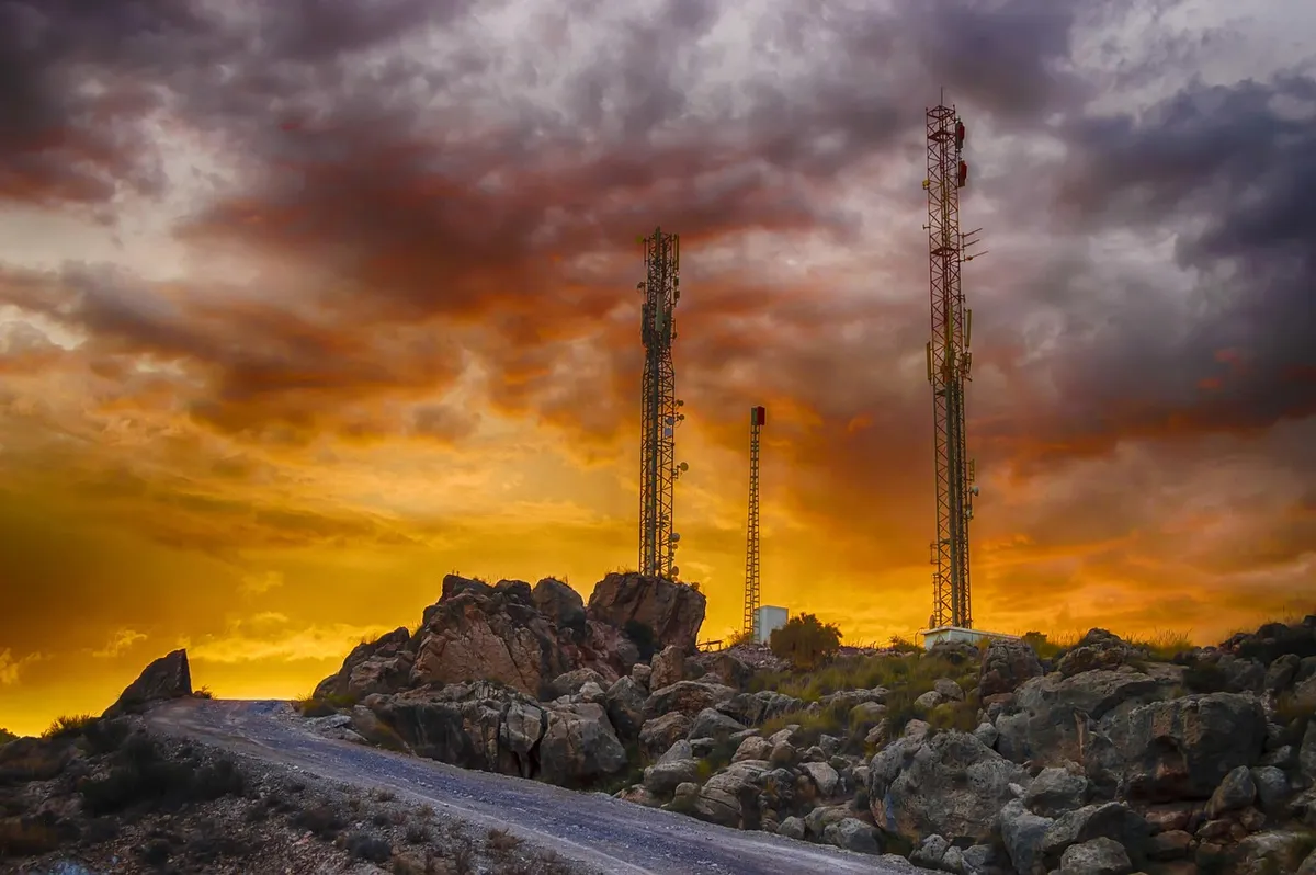 telecommunication antennas, telecommunications, transmitter, sunset, nature, golden light