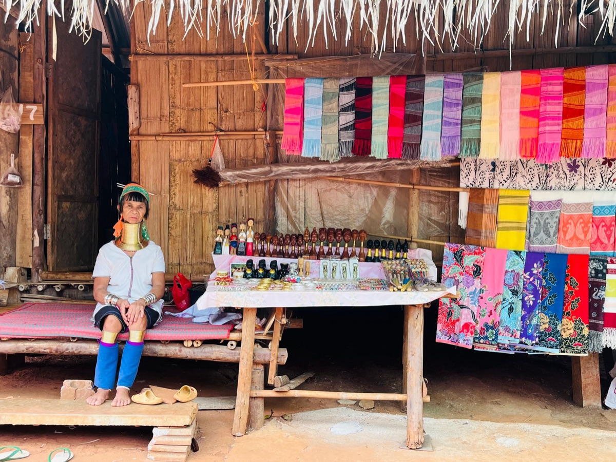 village thaï central