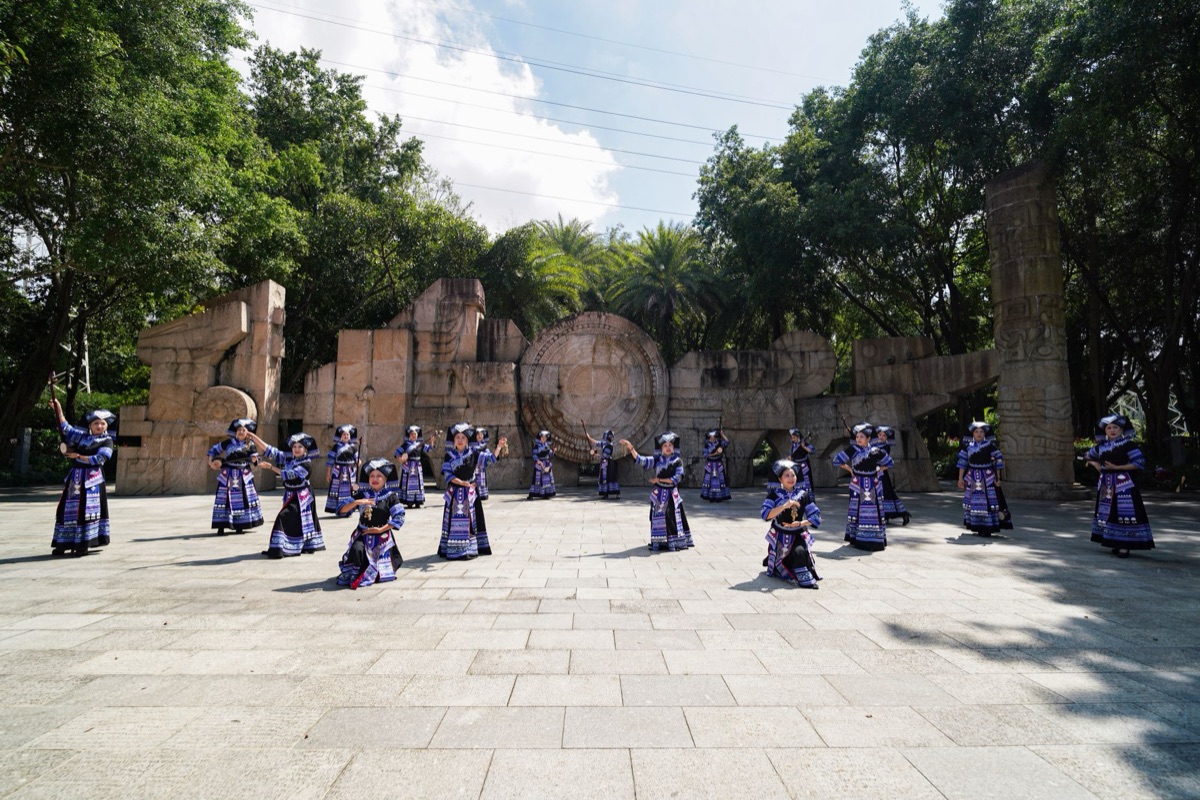 Ceremonia tradicional de etnia minoritaria
